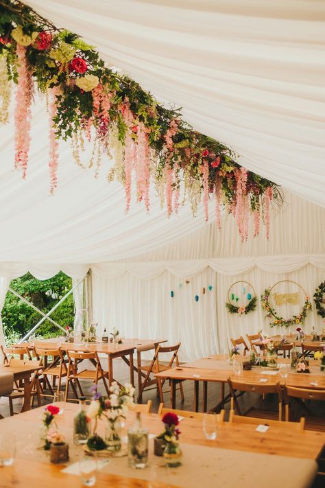 Marquee Wedding Decoration, Marquee Decoration, Wedding Planning Decor, Beautiful Wedding Flowers, Wedding Flower Decorations, Diy Wedding Flowers, Marquee Wedding, Wedding Table Decorations, Hanging Flowers