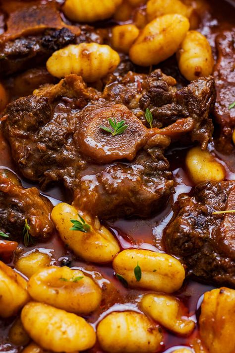 Gnocchi Stew, Oxtail Recipes Crockpot, Oxtail Recipes Easy, Cooking Oxtails, Braised Oxtail, Oxtail Soup, Oxtail Stew, Meat And Potatoes, Oxtail Recipes