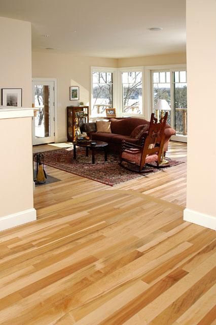 Big Living Room Decor, Maple Wood Flooring, Best Wall Colors, Paint House, Maple Hardwood Floors, Living Room Wood Floor, Living Room Wall Color, Maple Floors, Room Wall Colors