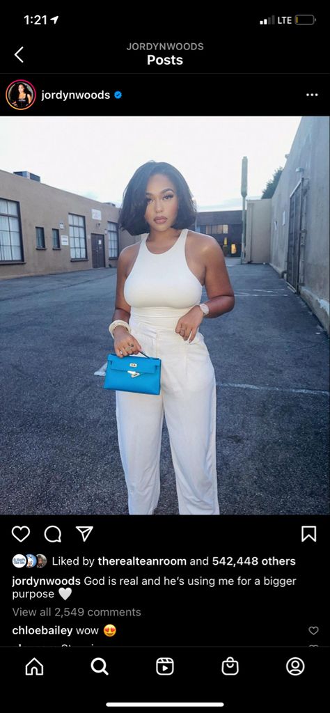 Jordyn Woods Style, Jordan Woods, Wood Fashion, Jordyn Woods, God Is Real, Classy Women, How To Look Classy, White Jeans, Peplum Dress