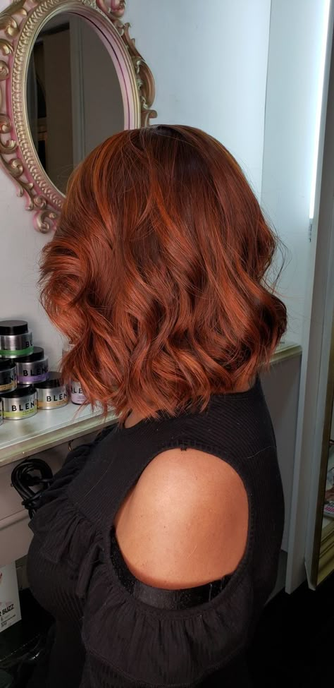 Red Chin Length Hair, Dark Cooper Short Hair, Copper Red Hair Short Bob, Copper Hair Bob Haircut, Short Bob Copper Hair, Copper Red Short Hair, Short Dark Ginger Hair, Chin Length Red Hair, Dark Ginger Bob