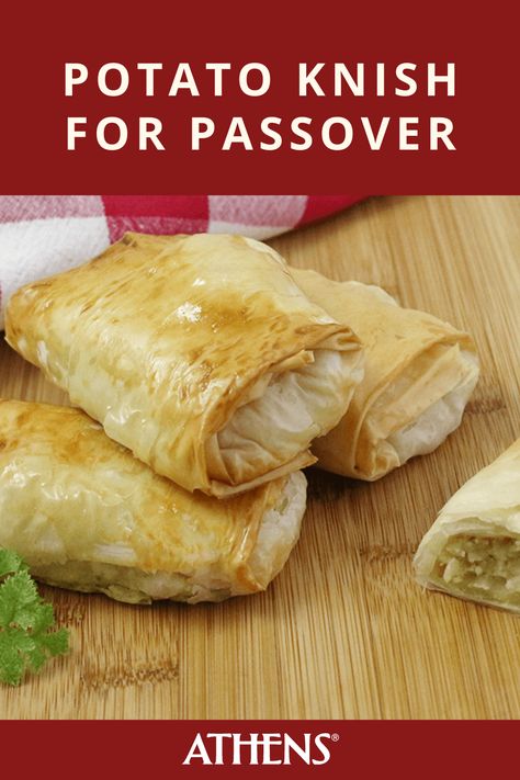 This Phyllo Potato Knish recipe is too good to #Passover. Savory potato and onion wrapped in phyllo dough (which is unleavened) is the perfect addition to your Passover menu. Click for the full recipe. Kinish Recipe, Knish Recipe, Hanukah Appetizers, Phyllo Dough Recipes, Phyllo Recipes, Athens Food, Unique Appetizers, Jewish Holiday Recipes, Jewish Cuisine