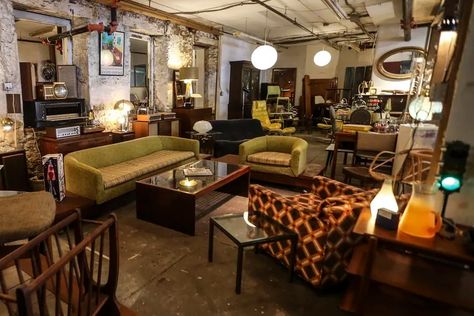 Best vintage furniture stores in Philadelphia Vintage Furniture Store, Vintage Furniture Antique, Art Deco Dresser, Furniture Boutique, Organization Furniture, Vintage Cafe, Book Shop, Furniture Market, Furniture Warehouse