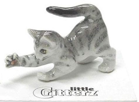 little+Critterz+Miniature+Grey+Tiger+Kitten+-+LC911+ Tiger Kitten, Animal Ceramics, Grey Tabby Kittens, Porcelain Doll Makeup, Cat Grey, Porcelain Dolls For Sale, Ceramic Sculpture Figurative, Porcelain Animal, Bengal Kitten