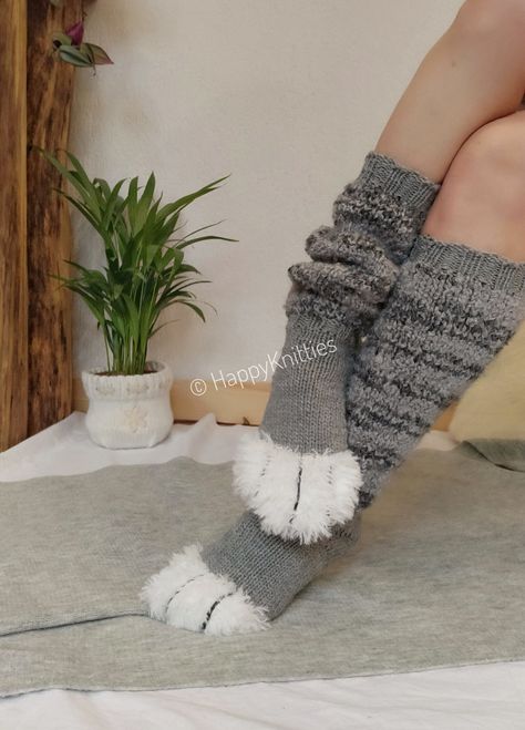 Knit a Pair of Kitty-Cat ‘Socks Paws’ Designed By Violetta Vozna … Wow Now, Meow! | KnitHacker Paws Socks, Pokemon Backgrounds, Cat Socks, Sport Weight Yarn, Sock Patterns, Striped Socks, Patterned Socks, Cat Paws, Really Cute Outfits