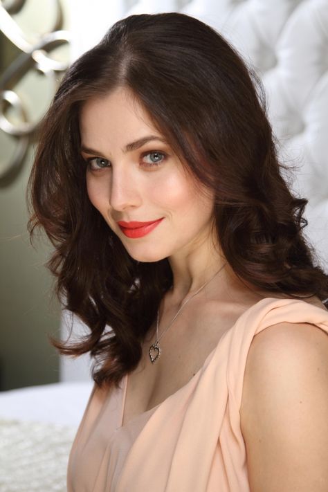 Yuliya Snigir Yuliya Snigir, Pictures Of Anna, Female Actresses, Hollywood Celebrities, Perfect Woman, Celebrity Photos, Most Beautiful, Actresses, Google Search