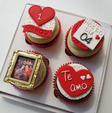 Cupcakes Aniversario, Mary Cake, Valentines Day Drawing, Valentines Gift Box, Valentines Day Cakes, Dessert Boxes, Beautiful Cupcakes, Elegant Desserts, Valentines Day Desserts