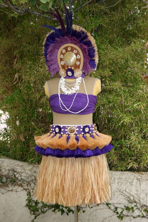 US $309.00 Cute Tahitian 4 a Teen / 20s Tiki Party Outfit, Hawaiian Costumes, Headdress Ideas, Hawaiian Costume, Tahitian Costumes, Ori Tahiti, Polynesian Dance, Hawaiian Dancers, Tropical Birthday