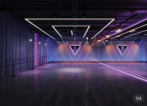 Hip Hop Studio Design, Dance Studio Interior Design Ideas, Industrial Dance Studio, Dance Room Background, Dance Studio Lighting, Dance Studio Interior Design, Studio Dance Room Kpop, Dance Studio Background, Dance Studio Interior