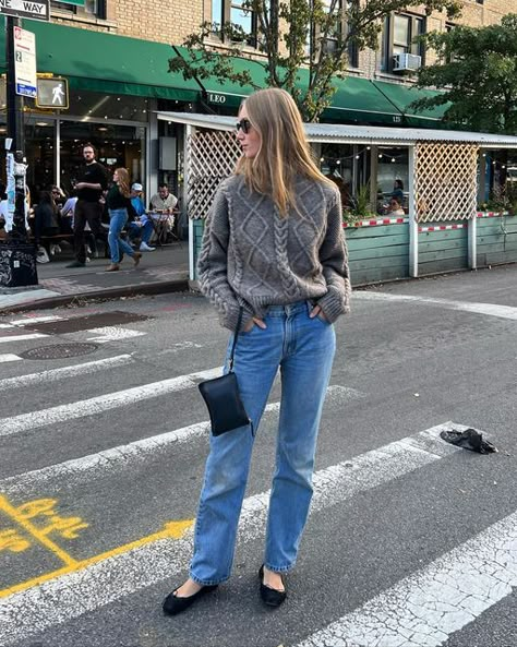 Amalie Moosgaard Nielsen on Instagram Minimal Chic Outfits, Amalie Moosgaard, Gymwear Outfits, Parisian Look, Ny Outfits, Casual Outfit Inspiration, Winter Outfit Inspiration, Causual Outfits, Inspired Outfits