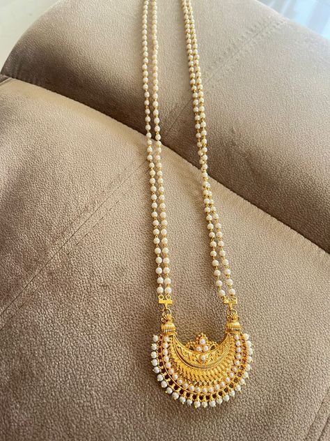 Muttina Hara Designs, Gold Pearl Jewelry Necklace Indian, Long Gold Necklace Indian Bridal Jewellery Designs, Rajputi Mangalsutra Designs Gold, Pearl Long Chain Indian Gold, Pearl Chains Indian Gold, Pearl Long Chain Indian, Long Necklace Gold Indian, Indian Pearl Necklace