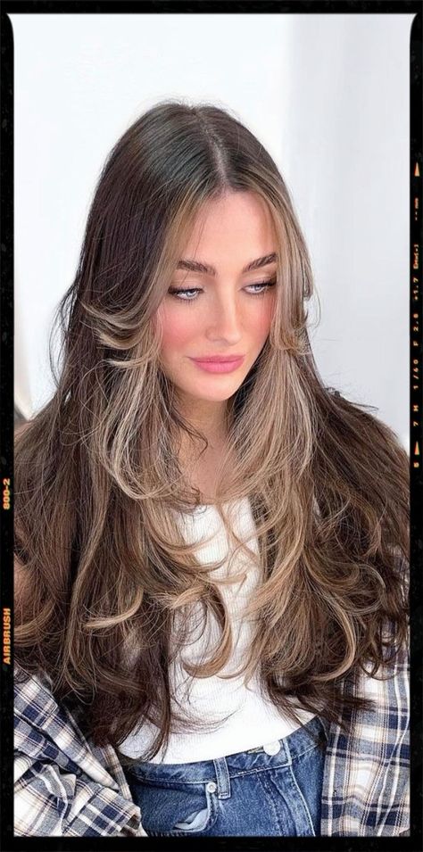 Blonde Curtain Bangs Face-Framing Highlights Highlight Curtain Bangs, Brown Hair With Face Framing, Blonde Highlights On Brunette, Balayage Curtain Bangs, How To Highlight Hair, Highlights On Brunette, Face Framing Blonde, Brunette Curtain Bangs, Blonde Curtain Bangs