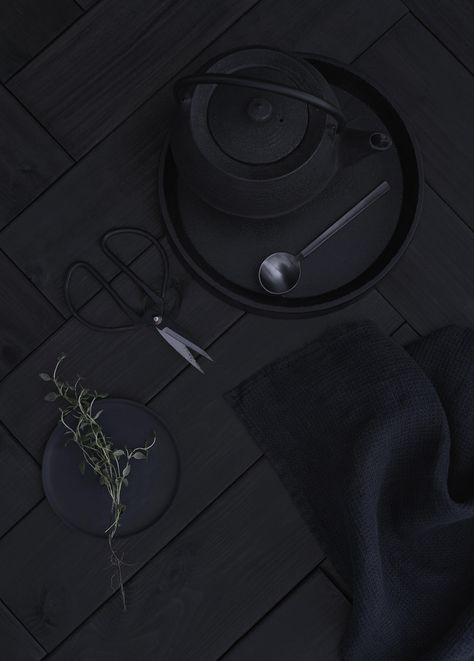 Matte Black Aesthetic, Black Moodboard, Black Tableware, Black Monochrome, Black Life, Black Photography, Dark Interiors, Total Black, All Black Everything