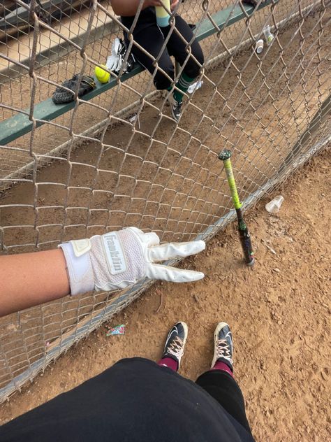 #softball #sports Softball Snaps, Soft Ball Aesthetic, Softball Girl Aesthetic, Highschool Softball, Softball Aesthetic Pictures, Preppy Softball, Softball Aesthetic, Softball Girls, Softball Cheer