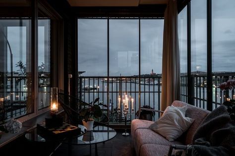 Hotel Romance Aesthetic, Apartment Aesthetic, Future Apartment, Gothenburg, Loft Apartment, Nyc Apartment, Dream Apartment, Dream House Interior, House Room