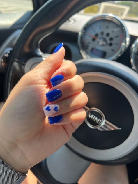 Royal Blue Nails With Hearts, Royal Blue Heart Nails, Navy Blue Heart Nails, Royal Blue Nails Gel, Nails Blue Electric, Royal Blue Manicure, Cute Dark Blue Nails, Heart Nails Blue, Deep Blue Nails Designs