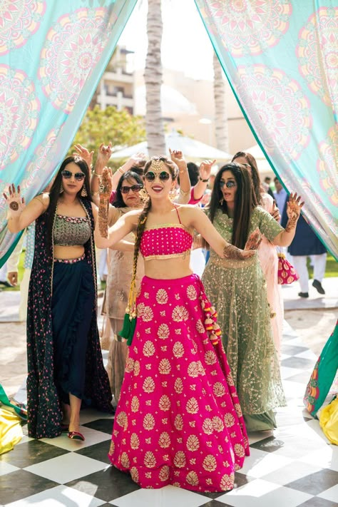 Simple yet gorgeous pink mehendi outfit for the bride. #mehendioutfit #weddingwear #weddingoutfit #bridaloutfit #bridalwear #brides2019 #simplelehenga #shaadisaga Punjabi Mehendi Outfits, Punjabi Sangeet Outfit, Lehnga For Mehndi Function, Punjabi Wedding Outfits Sisters, Dress For Mehendi Function For Bride, Mehndi Ceremony Outfit For Sister, Mehndi Function Dress For Sister, Mehandi Look For Bride, Mehndi Function Dress Outfit For Bride