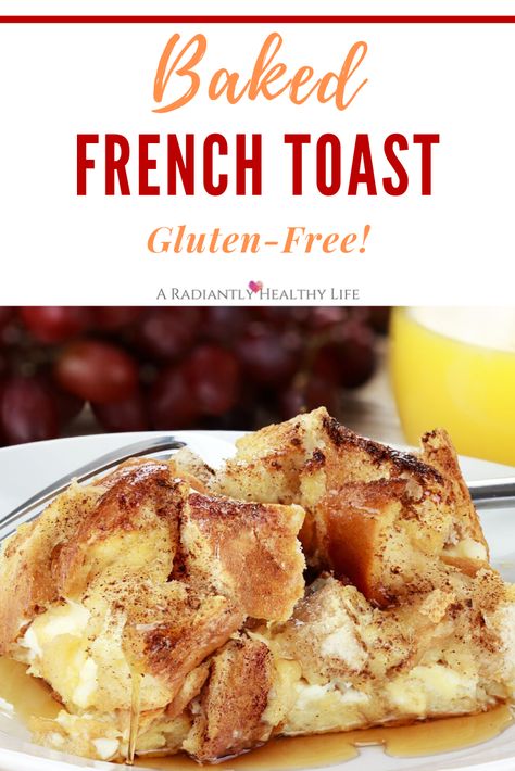 This quick and easy gluten-free baked french toast is perfect because you can throw everything together, bake it, and have a breakfast dish that will be enough for a few days!  And best of all, it's healthy too! Gluten Free French Toast Casserole, Dairy Free French Toast, Gluten Free French Toast, Easy French Toast Bake, Baked French Toast Casserole, Baked French Toast, Gf Breakfast, French Toast Casserole Recipes, Christmas Morning Breakfast