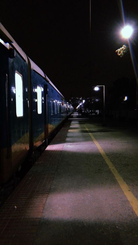 Railway Snapchat Stories, Indian Railways Aesthetic, Train Travel Aesthetic Indian, Railway Station Snapchat Story, Night Railway Station Snap, Indian Travel Aesthetic, Indian Train Travel Photography, Indian Railway Station Photography, Indian Train Photography