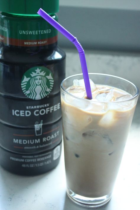 Copycat Starbucks Vanilla Iced Coffee - Heidi's Home Cooking Starbucks Iced Mocha Recipe, Starbucks Vanilla Iced Coffee, Instant Iced Coffee Recipe, Vanilla Iced Coffee Recipe, Iced Mocha Recipe, Homemade Iced Coffee Recipe, Keurig Recipes, Healthy Iced Coffee, Homemade Iced Coffee