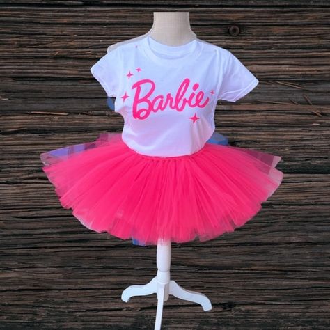 COPY - Birthday tutu outfit Pink Tutu Outfit, Kid Birthday Outfits, Doll Tutu, Mothers Day Balloons, Barbie Theme Party, Hot Pink Fashion, Barbie Birthday Party, Birthday Tutu Outfit, Barbie Theme