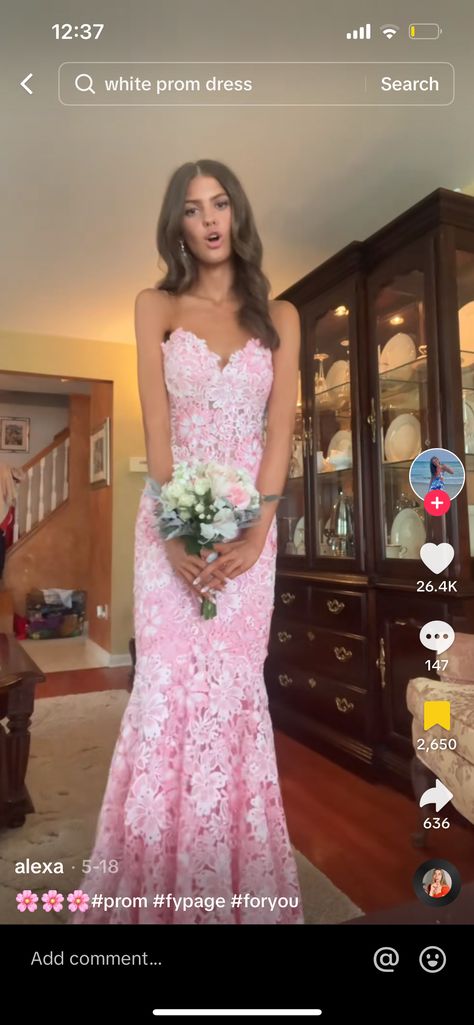 Pink Senior Prom Dress, Pink Prom Pictures, Senior Year Prom Dress, Easter Prom Dress, School Ball Dresses, Prom Dresses 2025, Pastel Prom Dress, Long Hoco Dresses, Senior Prom Dress