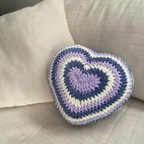 new things coming for my upcoming markets this weekend!🫶🏼 these pillows are available on my etsy in custom colors! 5/17 @orlandolocalmakers 5/19 @collectivecornerflorida #crochet #crochetpillow #crochetmarket #crochetersofinstagram #crochetinspiration #smallbusiness #smallbusinessowner #yarn #crochetpattern Pillow Aesthetic, Crochet Inspo, Crochet Pillow, Book Decor, New Things, Cute Pattern, This Weekend, Custom Color, Crochet Patterns