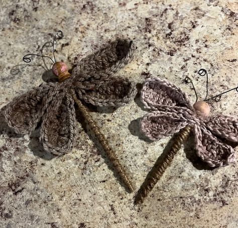 Crochet Dragonfly Pattern Free, Crochet Dragonfly Pattern, Dragonfly Crochet, Crochet Dragonfly, Dragonfly Ornament, Christmas Dragon, Crochet Dragon, Basic Crochet, Crochet Butterfly