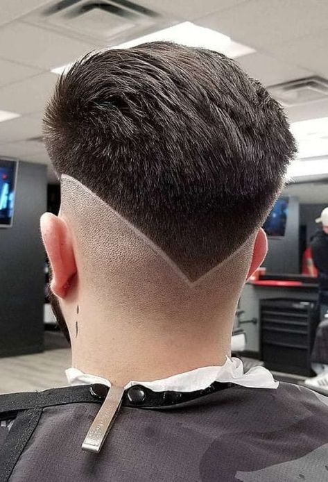 V Cut Hair, V Shaped Haircut, Haircut Designs For Men, Hairstyles For Boys, Undercut Haircut, Curly Hair Fade, V Shape Cut, V Hair, Boy Haircut