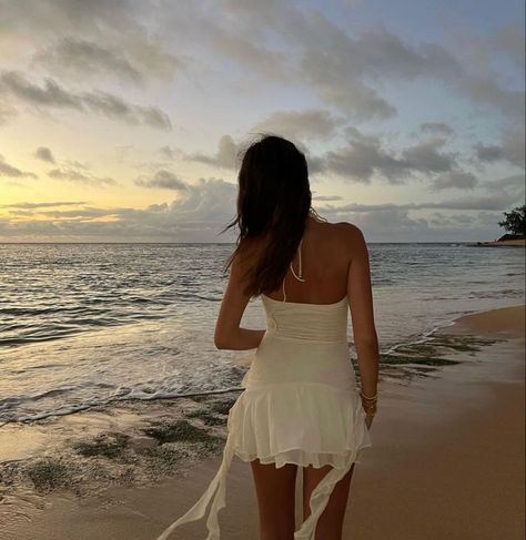 Beach Night Outfit, Beach Night, White Summer Dress, Outfit Goals, White Summer, Fashion Poses, Say You, Summer Dress, White Dress