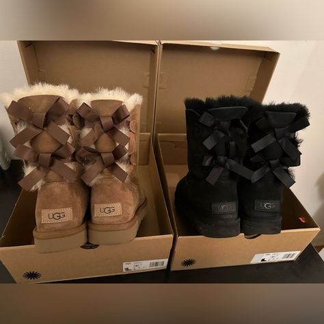 UGG Bailey Bow || Ugg Bailey Bow Outfit, Bailey Bow Uggs Outfit, Cute Uggs, Kick Rocks, Girly Christmas Gifts, Uggs With Bows, Ugg Bailey Bow, Pretty Sneakers, Tan Women