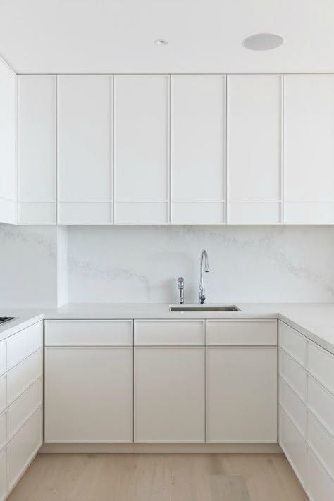 Slim Shaker Cabinet, White Kitchen Inspiration, Ensuite Design, Slim Shaker, White Shaker Kitchen, Shaker Kitchen Cabinets, Kitchen Redesign, Salon Suites, All White Kitchen