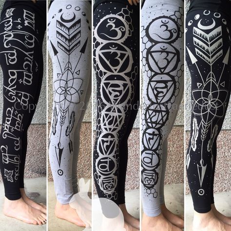 Painted Leggings, Tattoo Leggings, Bleaching Clothes, Artsy Clothing, Goddess Style, Creative Textiles, Artsy Outfit, Camo Girl, Skull Clothing