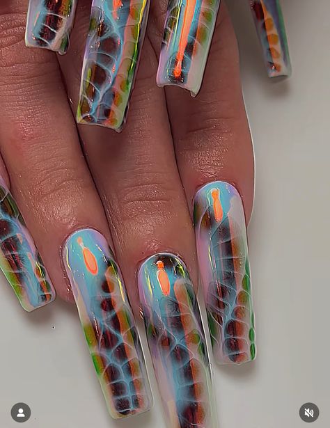 Eye Catching Nails, Burning Man Nails, Nails For Job Interview, Loud Nails, Interesting Nail Designs, Bright Nail Ideas, Green And Blue Nails, Editorial Nails, Nail Model