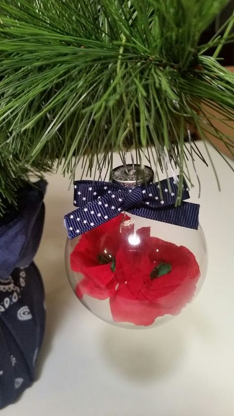 Poppy Window Display Ideas, American Legion Auxiliary Crafts, Buddy Poppy Vfw, Patriotic Christmas Ornaments Diy, Veterans Gifts Ideas Diy, Vfw Auxiliary Ideas, Veterans Day Gift Ideas Diy, Patriotic Ornaments Diy, Poppy Ornament