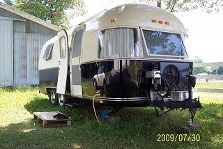 Airstream Therapy - 1973 Argosy Restoration: July 2012 Airstream Campers, Airstream Remodel, Vintage Rv, Vintage Airstream, Vintage Campers Trailers, Vintage Caravans, Cool Campers, Retro Campers, Airstream Trailers