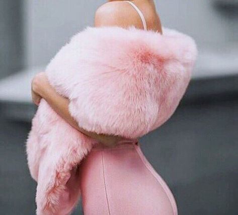 Dorothy Dandridge, Look Rose, Fur Shawl, Pink Fur, Fur Stole, Pink Vibes, Everything Pink, Fur Fashion, Pink Princess