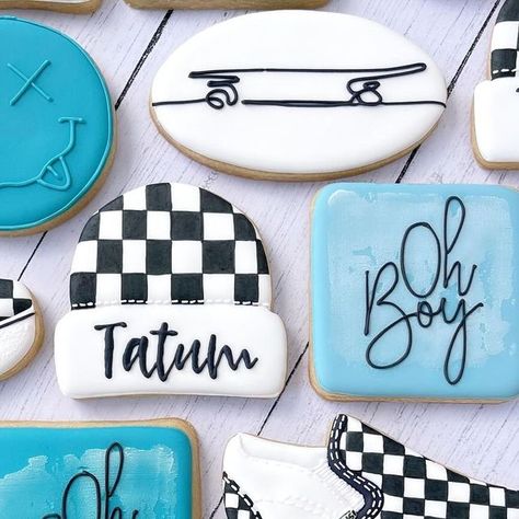 angelιca garcιa ║ red ғloυr on Instagram: "Oh Boy! Baby on Board 🛹🩵 Baby shower cookies to welcome baby Tatum. This theme was everything and so fun to create.  ・・・・・・・・・・・・・・・・・・・・・・・・・・  #tatum #babyshowercookies #skaterboy #skaterstyle #skatercookies #vansofthewall #vanscookies #shoecookies #smileyface #ohboycookies #redflourcreations #sugarcookies #decoratedcookies #customcookies #redlandssugarcookies #redlandscookies #redlandscalifornia" Baby On Board Cookies, Skateboard Baby Shower Ideas, Punk Cookies, Vans Baby Shower Theme, Cookie Shapes, Bebe Shower, Baby Vans, Board Skateboard, Royal Iced Cookies