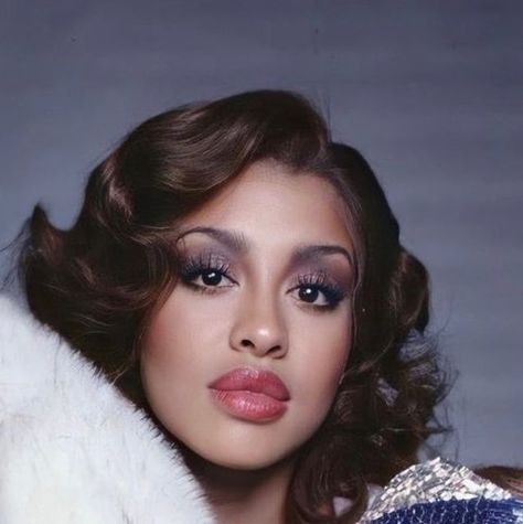 FOREVER PHYLLIS HYMAN on Instagram: "Mr. And Mrs. Hyman know they produced some beautiful children. 🔥 Phyllis always gave you quality face. Her “Sophisticated Ladies” era is one of the best seasons of her life. ❤️ #foreverphyllishyman #phyllishyman #whur #phyllishymanforever #actress #singer #broadway #tonyawards #tonynominee #blackexcellence #theatreaward #singer #motivation #women #woman #sister #friend #performer #tourlife #buddahrecords #arista #PIR #tall #talented #singer #JohnDankwort Phyllis Hyman, Vintage Black Glamour, Black Hollywood, Black Femininity, Pure Beauty, Vintage Glamour, Classic Beauty, Hollywood Glamour, The Well