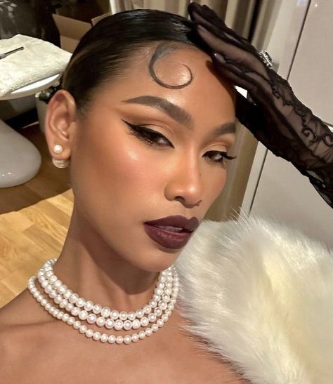 Unapproachable Makeup, Great Gatsby Makeup, Gatsby Makeup, Gatsby Hair, Makeup For Black Skin, Dope Makeup, Makeup For Black Women, Glam Makeup, Girls Makeup