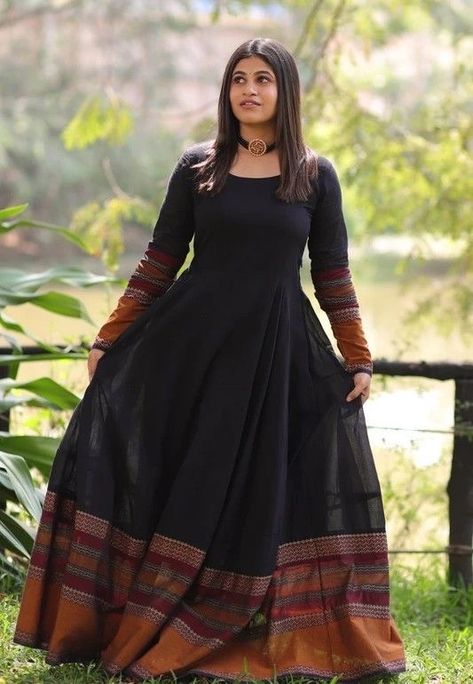 Narayanpet Short Frocks, Old Saare Gown, Pongal Dress For Women, Narayanapet Long Dresses, Pattu Saree Dress Gowns, Maxi Dress Indian Casual, Pattu Saree Long Frocks Designs, Traditional Gown From Saree, Pattu Saree Gown Designs