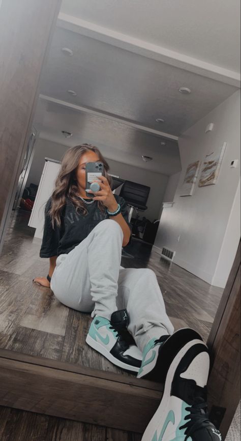 Nike, mirror, pose, teal, Jordan’s, sneakers Mirror Pose, Creative Photography Poses, Cute Mirror, Mirror Selfie Poses, Selfie Poses, Show Up, Taking Pictures, Show Off, Creative Photography