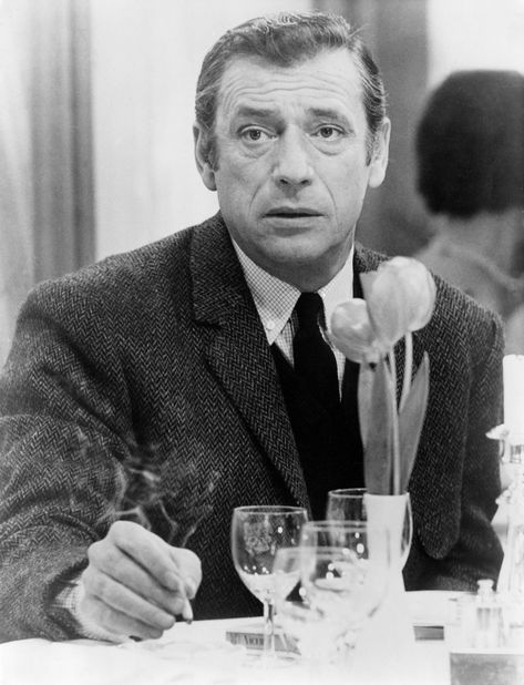 Barber School, Yves Montand, French Icons, Edith Piaf, Movie Fashion, The Millions, Going To Work, France, Film