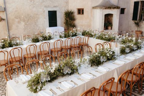 Maren & Dirk's Romantic & Sophisticated Wedding in Mallorca Spain Wedding Decor, Spanish Colonial Wedding, Finca Wedding, Spanish Style Wedding, Spanish Farmhouse, Mediterranean Vibes, Mediterranean Revival, Wedding Color Pallet, Spain Wedding