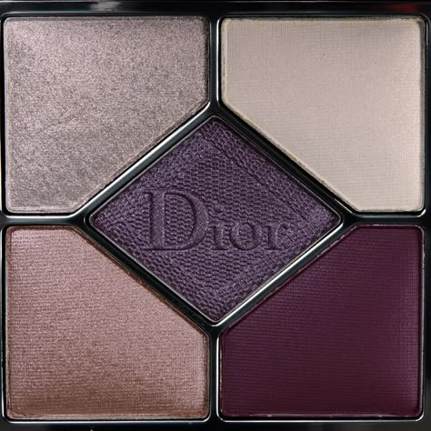 Dior Face Palette, Dior Cashmere Eyeshadow, Sophisticated Makeup, Eyeshadow Purple, Dior Eyeshadow Palette Cool Neutrals, Dior Eyeshadow Palette, Dior Eyeshadow, Dior Backstage Eyeshadow Palette, Lip Color Makeup