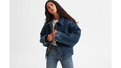 Reversible Bubble Trucker Jacket - Dark Wash | Levi's® US Jean Jacket And Jeans Outfit, Levi Jean Jacket Outfits, Trucker Jacket Outfit, Jean Jacket And Jeans, Womens Sherpa Jacket, Light Jean Jacket, Jacket Outfit Women, Oversized Jean Jacket, Jean Jacket Women