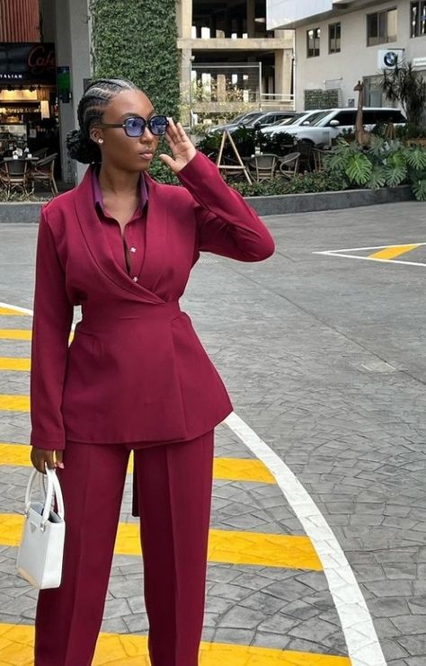 Jumpsuit Corporate Outfit, Black Women Suit Business Attire, Corporate Dresses Offices Classy Plus Size, Corporate Jumpsuit Work Outfits, Corporate Wears For Females, Corporate Suits For Women, Female Power Suit, Power Suits For Women Classy, Skirt Suits For Women Classy