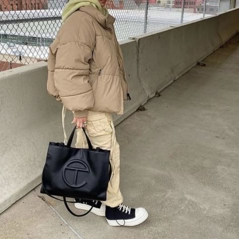 Black Medium Telfar bag Medium Telfar Bag, Medium Telfar, Telfar Bags, Telfar Bag, Cute Maternity Outfits, Chill Fits, Chill Outfits, Winter Fits, Streetwear Outfit