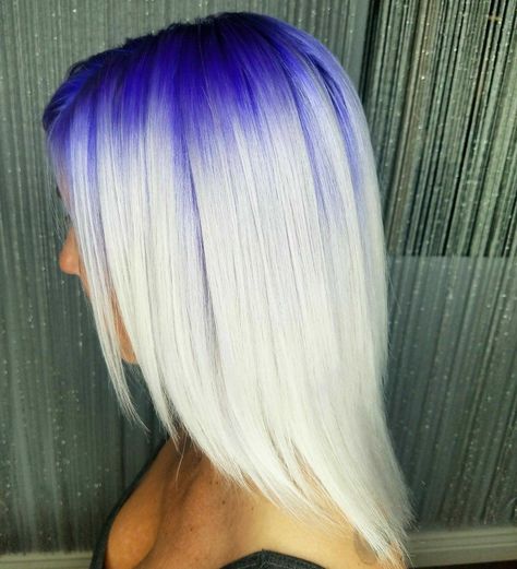 Blonde Hair With Colored Roots, Colored Shadow Root, Purple Shadow Root Blonde, Colored Roots Blonde Hair, Platinum Blonde Hair With Shadow Root, Bright Blonde Hair With Shadow Root, Colored Roots, Shadow Root Blonde, Blonde Styles