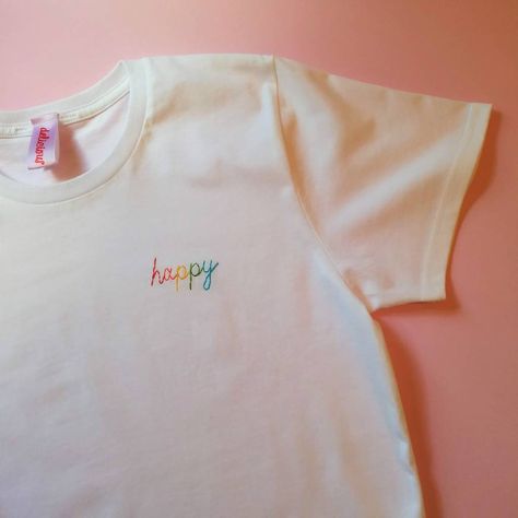 Broderie Anglaise Fabric, Distressed Tshirt, Happy Rainbow, Tshirt Quilt, Embroidery Tshirt, Embroidery On Clothes, Embroidered Tee, Street Fashion Photography, Shirt Embroidery